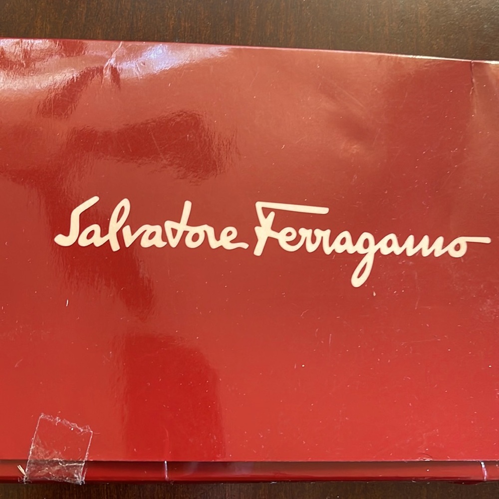 Salvatore Ferragamo Square